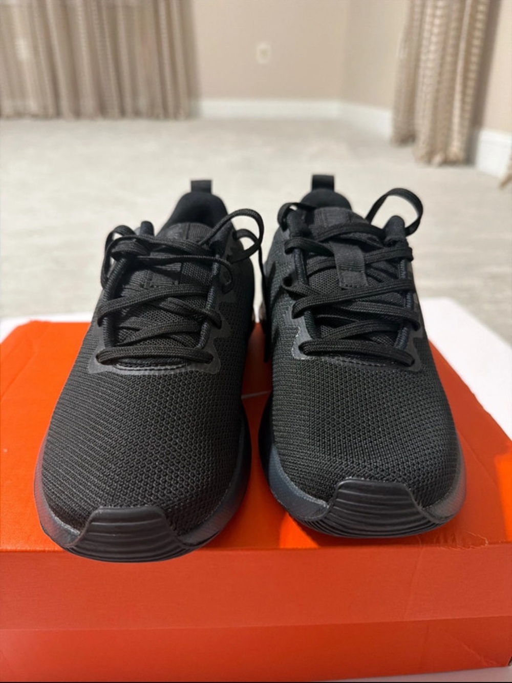 Nike Kids Black Low-Top Sneakers - Picture 3 of 8